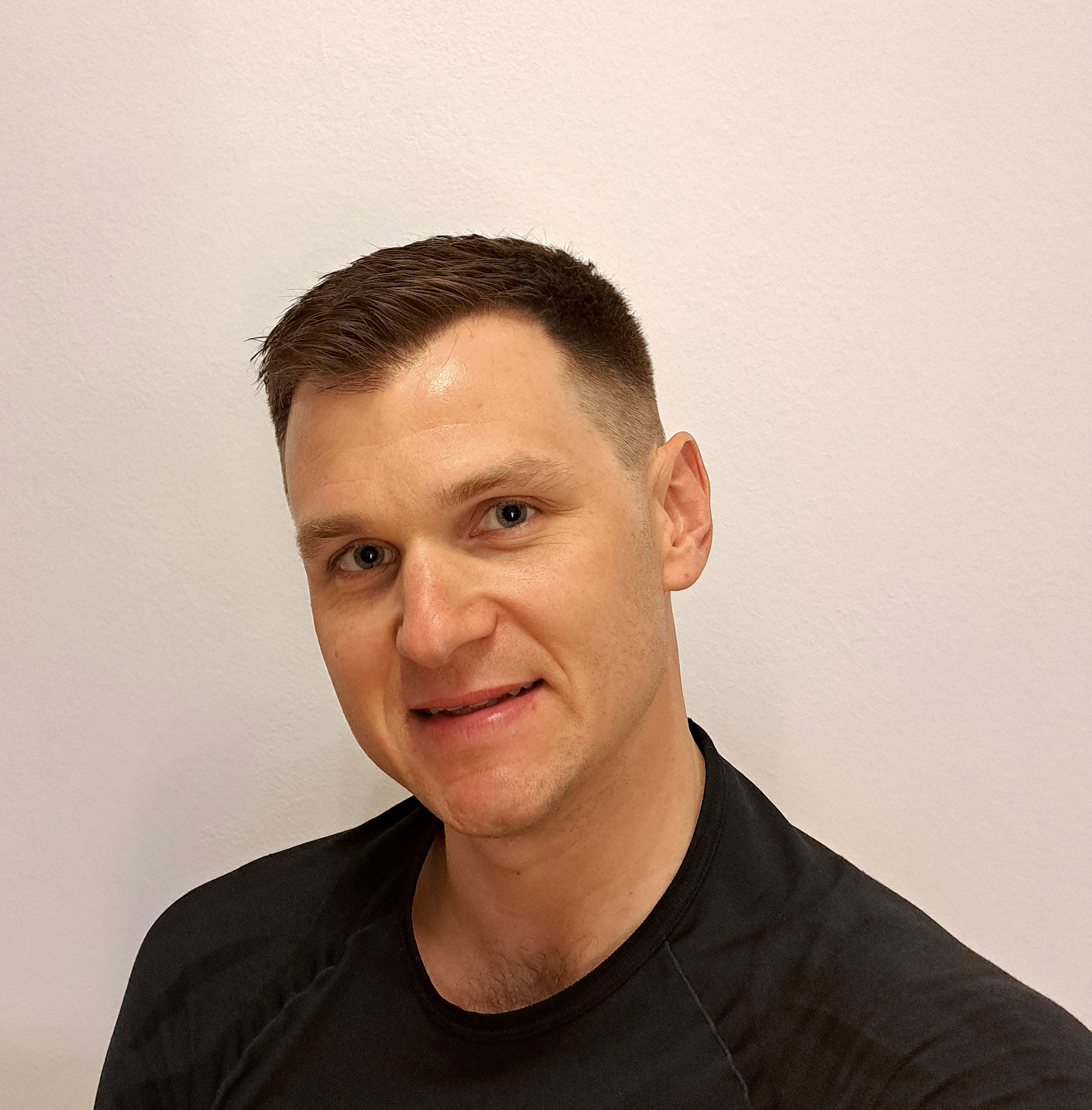 Porträt: Markus Hofer, BA BA BSc